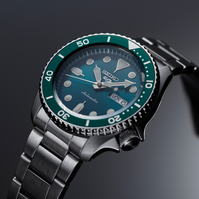 Seiko 5 Sports