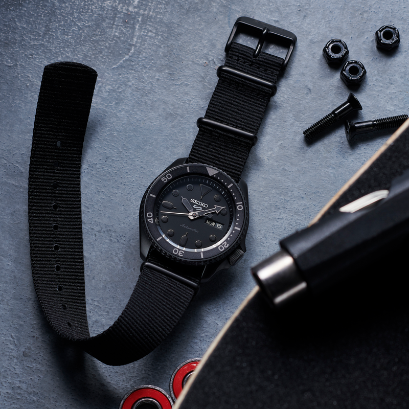 Seiko 5 Sports