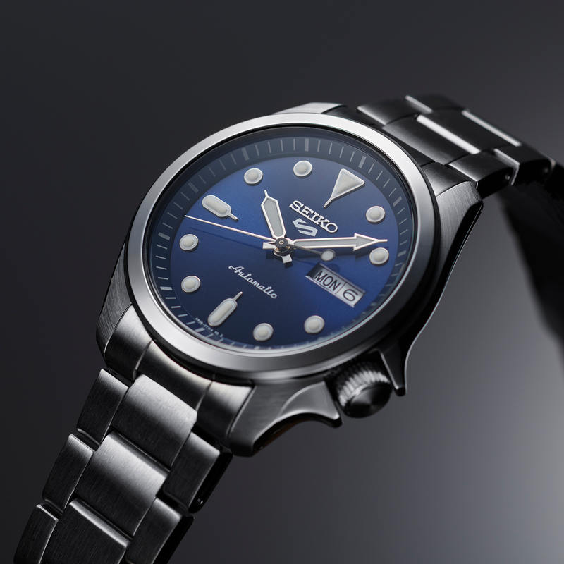 Seiko 5 Sports