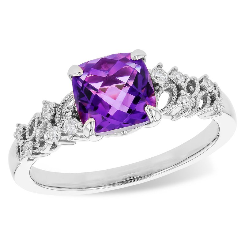 14KT Gold Ladies Diamond Ring